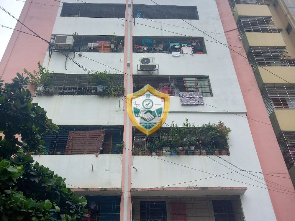 ১৪৫০ বর্গফুট ফ্ল্যাট — পাঁচলাইশ, চট্টগ্রাম